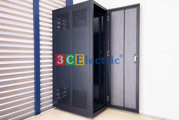 Tủ Rack 42U thiết kế mới