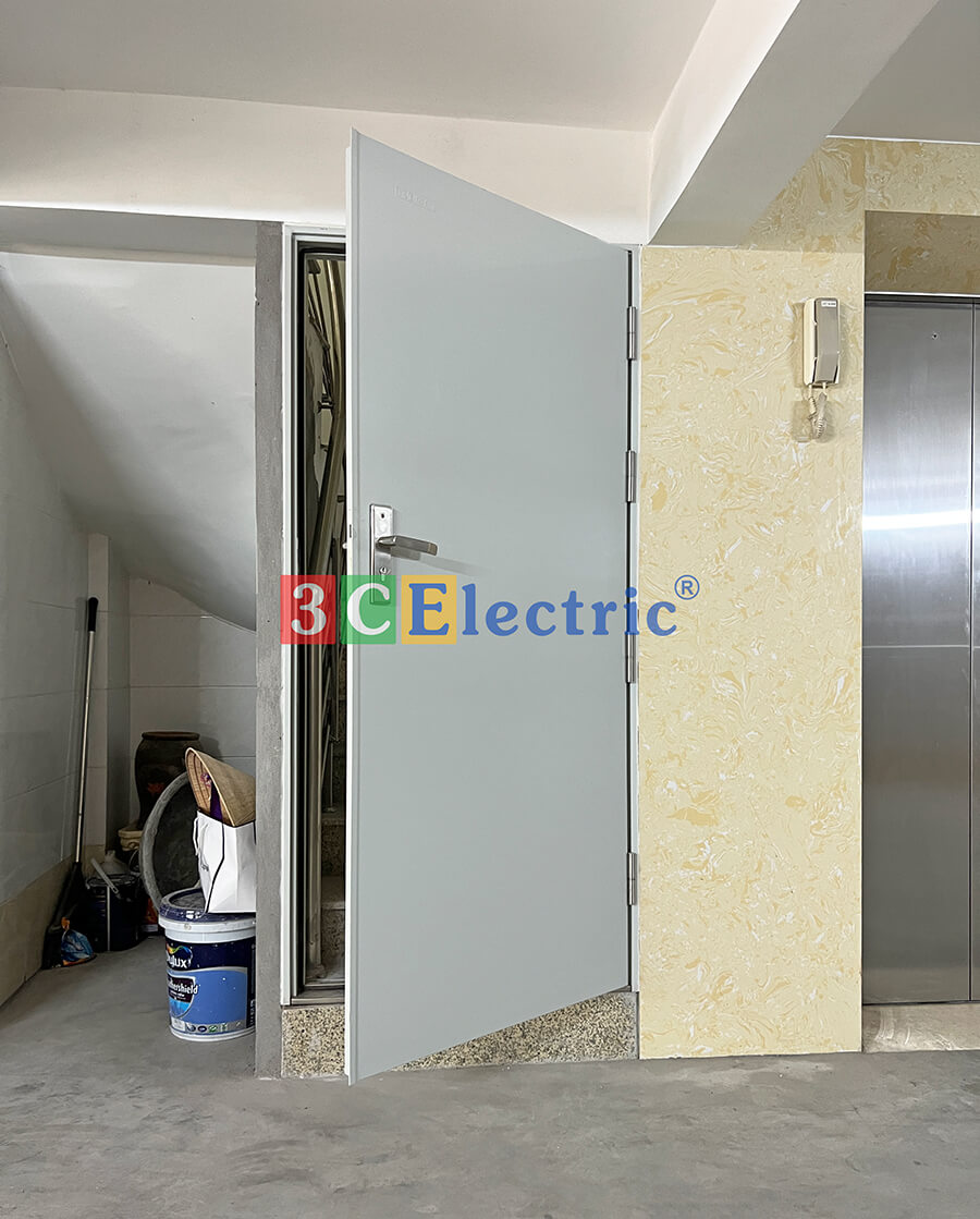 cung cấp cửa thép chống cháy cho công trình