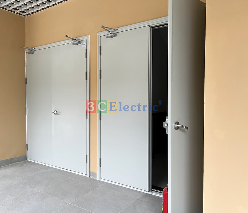 ứng dụng cửa chống cháy 70 phút 2 cánh