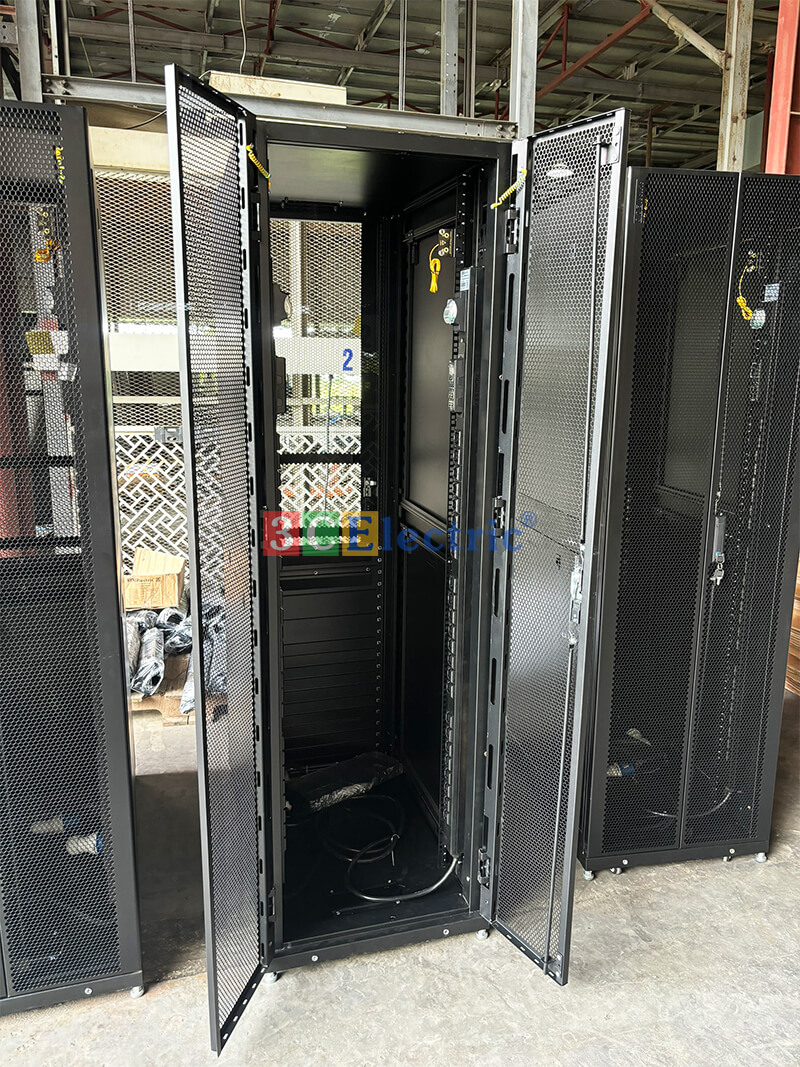 cung cấp t?rack cho trung tâm d?liệu