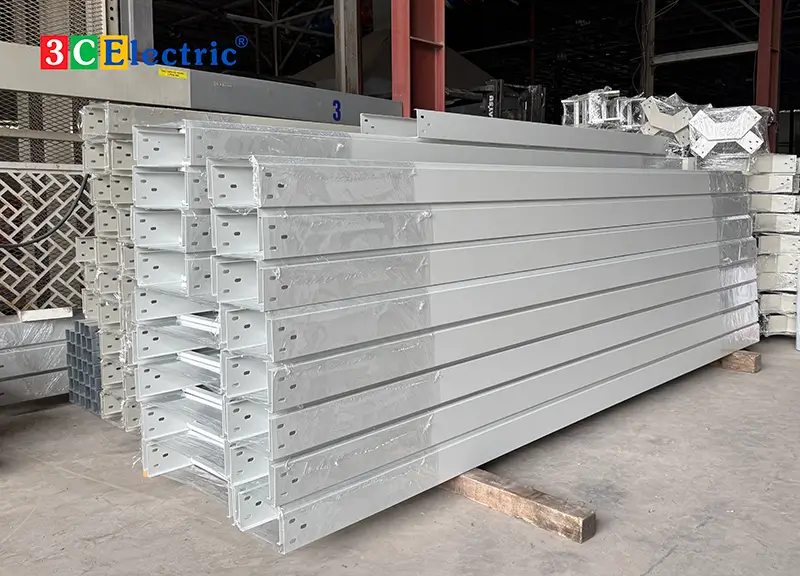 thang cáp giá tốt thang cáp chất lượng cao