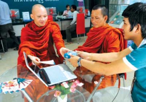 Thị trường viễn thông: Phân cực và chia nhánh
