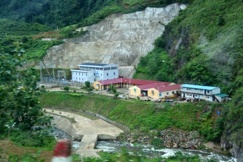 Thuỷ điện nhỏ “tố” bị EVN ép giá