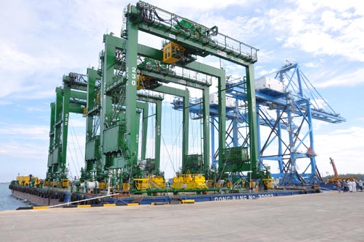 Doosan Vina bàn giao cẩu trục khổng lồ 100% “Made in Việt Nam”